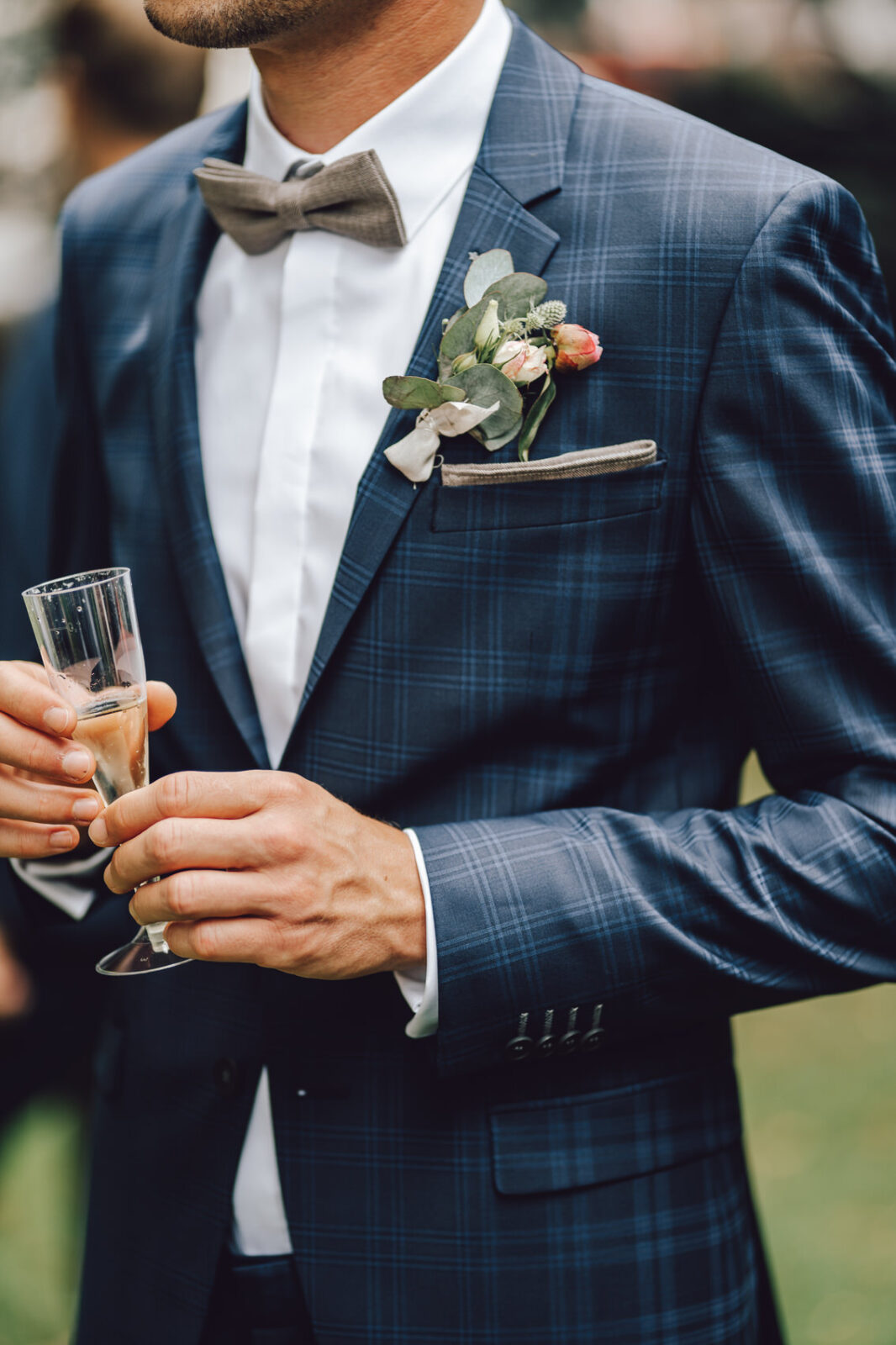 Hochzeitsfotograf Osnabrück Münster Bräutigam Anzug nahaufnahme